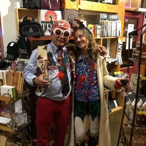 Meet your Posher, Gil